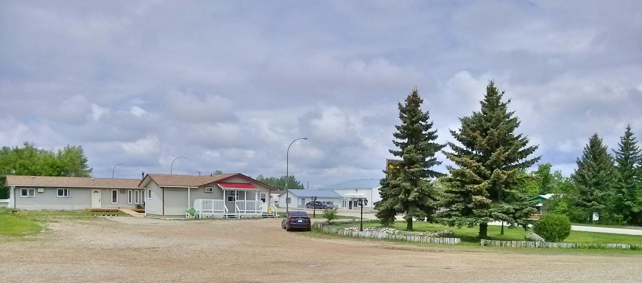 Moosomin Motel Exterior photo